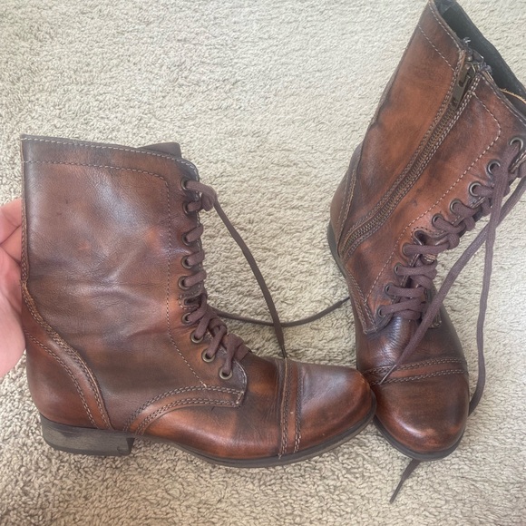 Steve Madden Boots - Picture 2 of 7